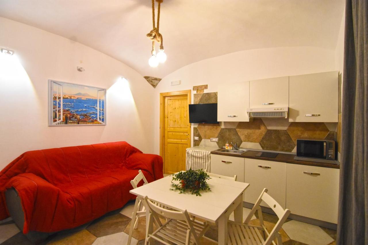 Apartament Un Salto A Napoli Zewnętrze zdjęcie